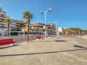 Apartment Les Tamaris by Interhome